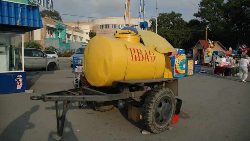 Cu remorci de la cvas, după motorină. ANRE: Nu putem pune GPS pe fiecare canistră