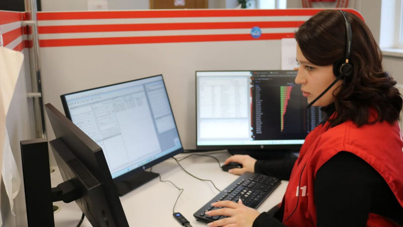Serviciul 112 înregistrează zilnic până la 250 de sesizări despre fraude telefonice