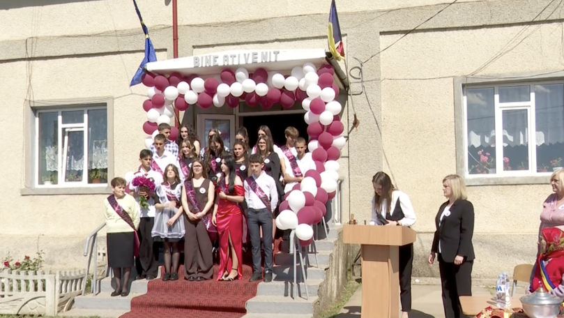 Ultima zi din viața școlii din Tălăiești: Elevii vor merge la studii în satul vecin