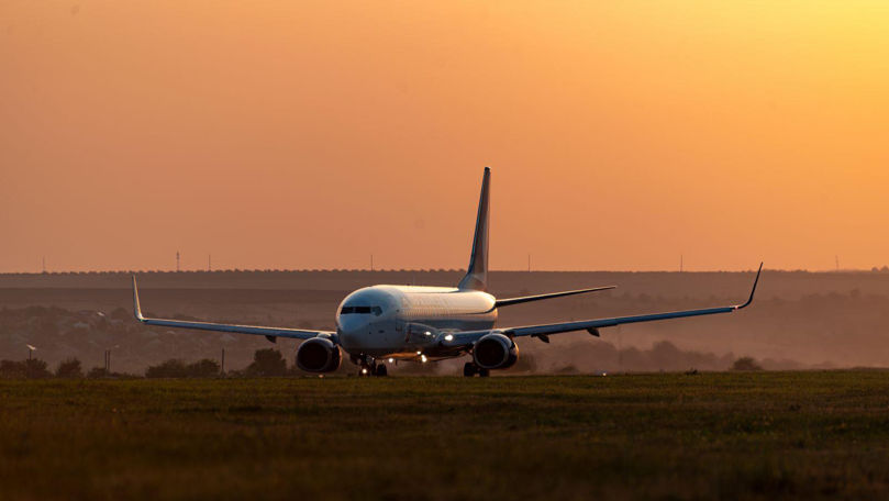 Atenție: Mai multe aeronave vor survola Chișinăul. Precizările autorităților