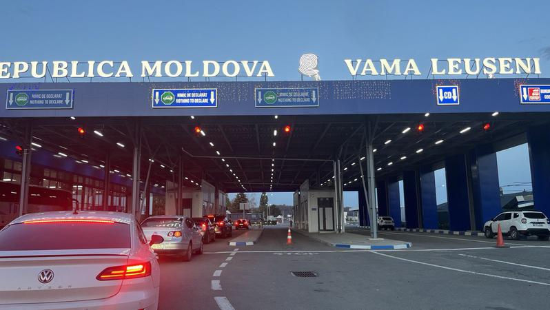 Trafic intens la PTF Leușeni, pe sensul de ieșire din Republica Moldova