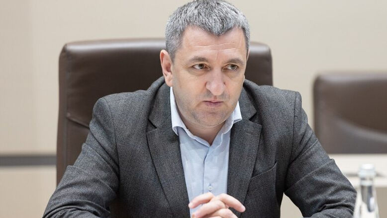 Lilian Carp: Regulile pentru vizitele civile la unitățile militare vor fi înăsprite