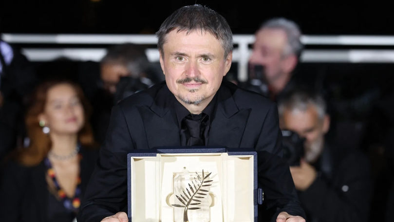 Regizorul român Cristian Mungiu, premiat cu Palme d’Or la Cannes pentru filmul Fjord