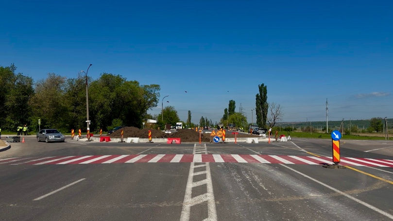 Anenii Noi: Lucrările la sensul giratoriu au ajuns la 60%. Care e valoarea lucrărilor