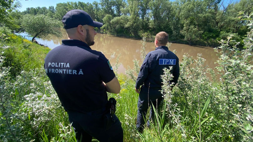 Controale pe râul Prut: Autoritățile combat pescuitul ilegal în plină prohibiție