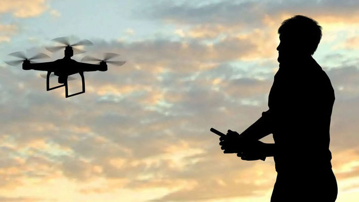 Utilizarea dronelor la vânătoare va fi interzisă prin lege
