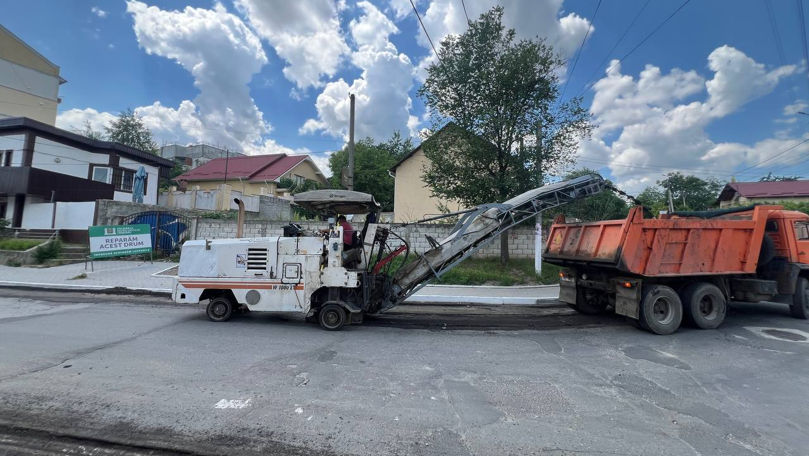 Peste 7.000 de metri pătrați de carosabil, reabilitați în comuna Bubuieci