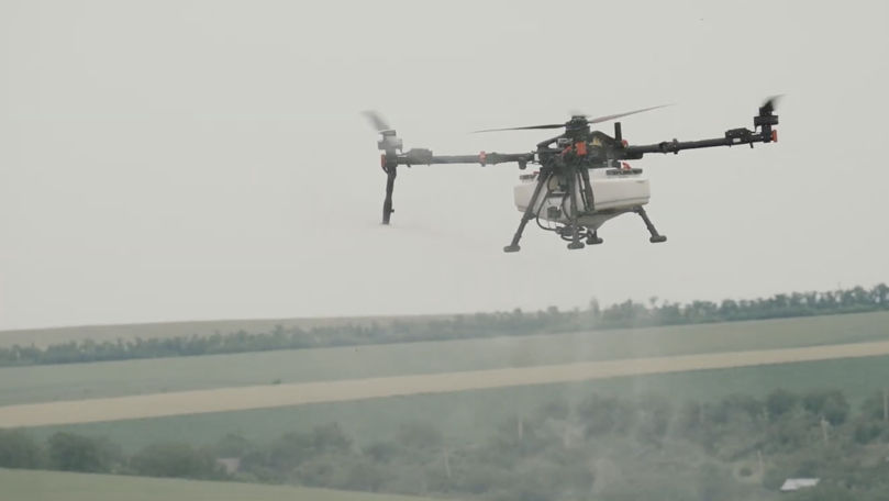 Tot mai mulți fermieri din Moldova folosesc drone. Care sunt avantajele