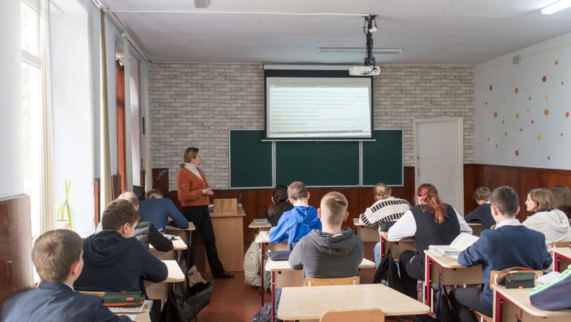 Când începe admiterea în clasa a X-a la liceele din Chișinău și de ce acte e nevoie