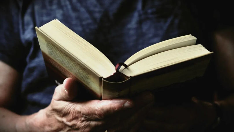 Operațiunea Pușkin: Cum au dispărut cărți rare din bibliotecile franceze