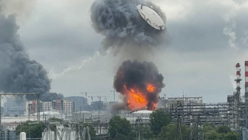 Ucraina a atacat o rafinărie din Moscova. Acoperișul unui rezervor, aruncat în aer