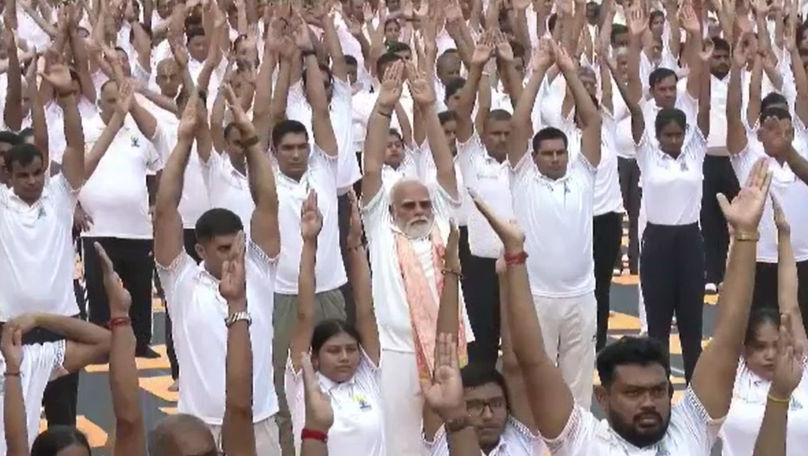 Premierul Indiei, Narendra Modi, a condus o demonstrație uriașă de yoga
