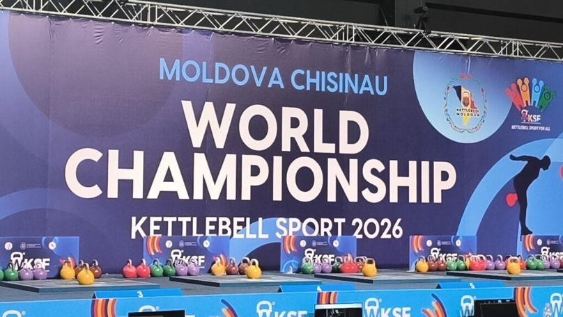 Sportivii moldoveni au cucerit 16 medalii de aur la mondialul de kettlebell