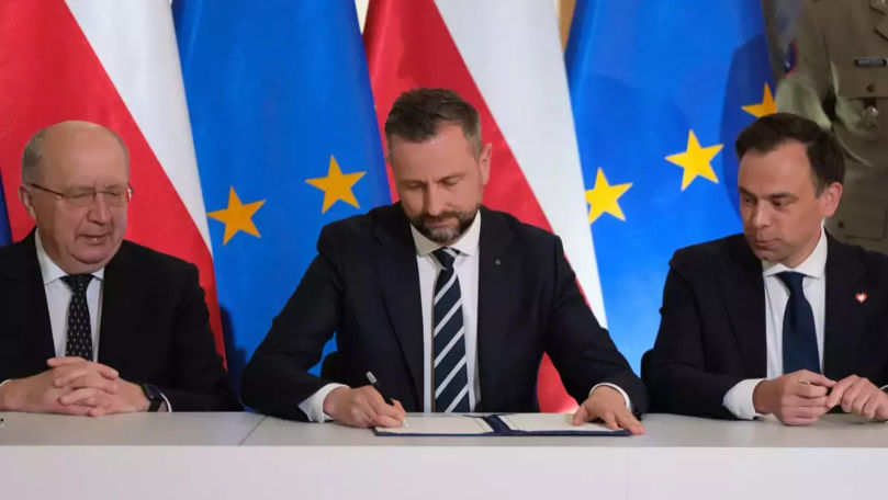 Polonia a semnat într-o singură zi 29 de contracte militare de 18,4 miliarde de euro