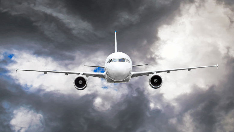 Un avion cu pasageri, zguduit de turbulențe în drum spre Germania: Patru răniți