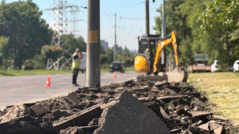 Trotuare, carosabil și iluminat nou: Strada Meșterul Manole intră în reparație