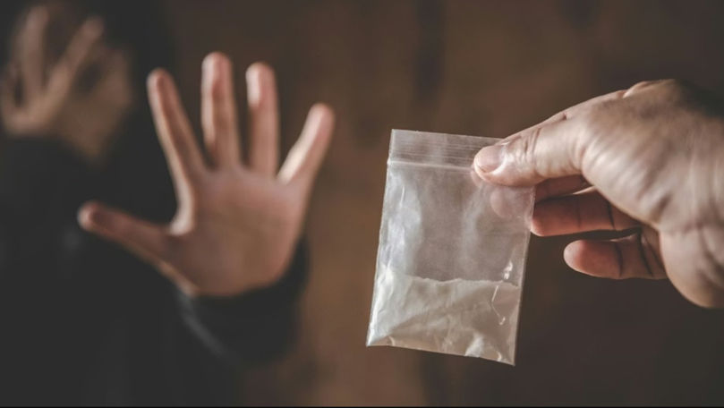 Linie fierbinte pentru copiii afectați de consumul de droguri, lansată la Chișinău