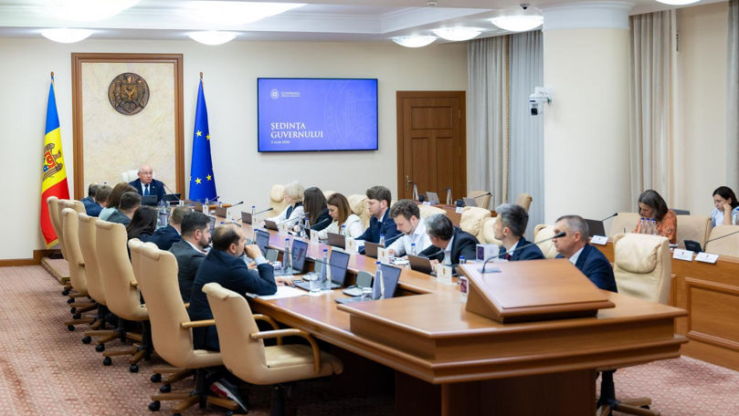Guvernul a aprobat noi reguli pentru schimbul automat de informații financiare