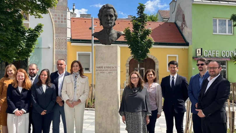 Poetul Mihai Eminescu, comemorat la Viena de reprezentanții R. Moldova și României