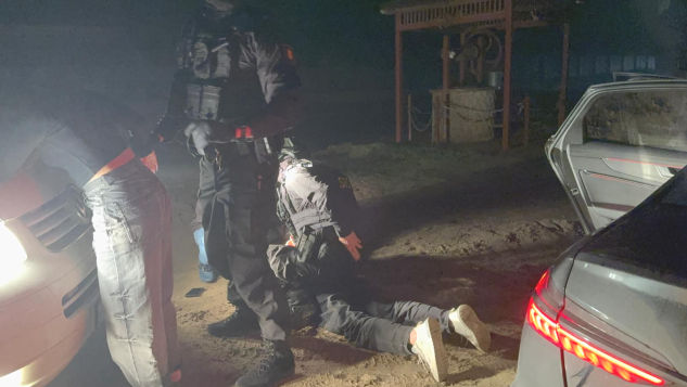 Fost carabinier și logodnica sa, judecați pentru exploatarea sexuală a trei minore