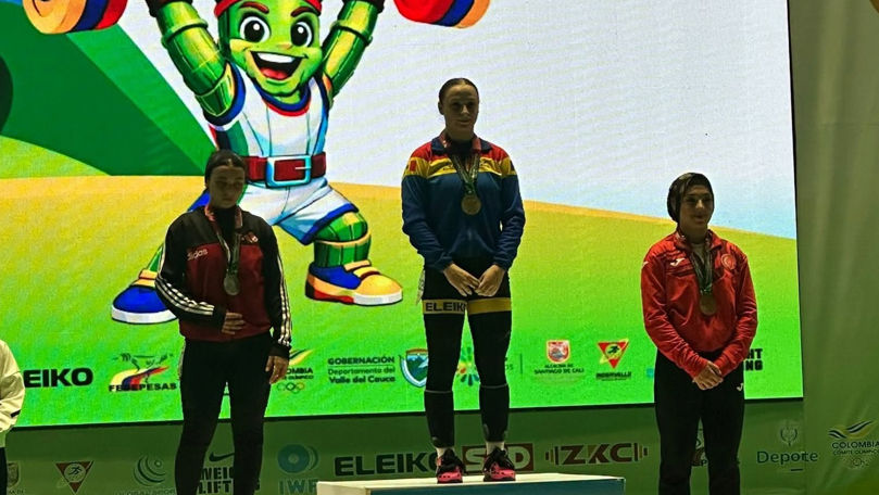 Nicoleta Cojocaru, triplă campioană mondială U-17 la haltere