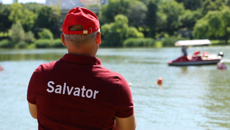 Chișinău: Un adolescent, salvat de la înec în parcul Valea Trandafirilor