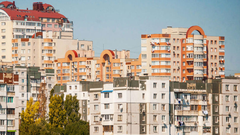 Piața imobiliară a înghețat: Tranzacțiile din Chișinău s-au redus cu 35%