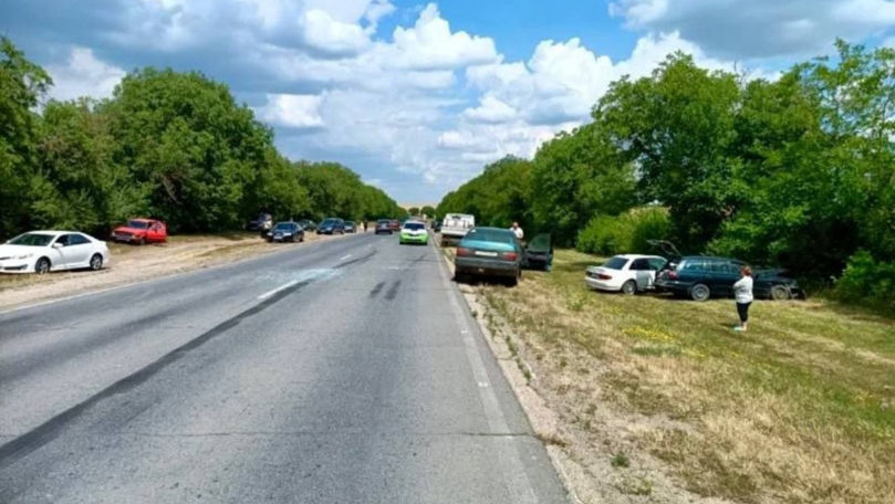 Accident în lanț pe traseul Tiraspol–Camenca: Un bărbat a fost rănit