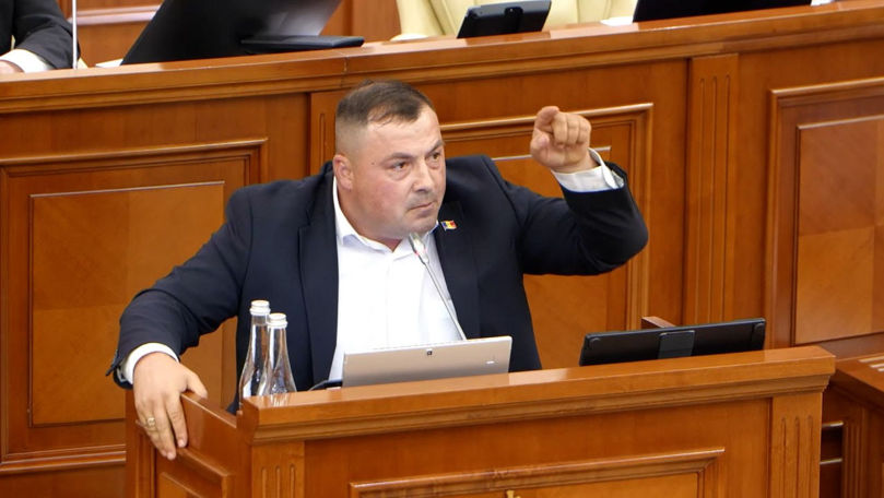 Deputat: Nu vreau ca ai mei copii să plătească pensii celor cu salarii exorbitante