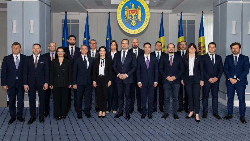Guvernul Tofan va depune miercuri jurământul la Președinție