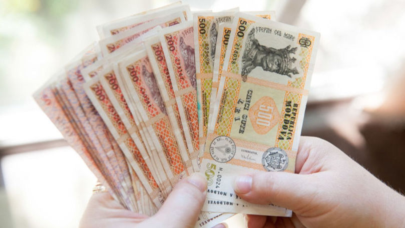 Reforma în educație, criticată în Parlament: Salarii de 40.000 lei în noile agenții
