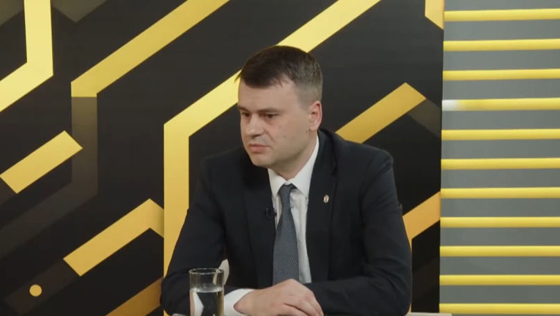 Deputat: Demisiile nu șterg problema salariilor nemeritate din instituțiile statului