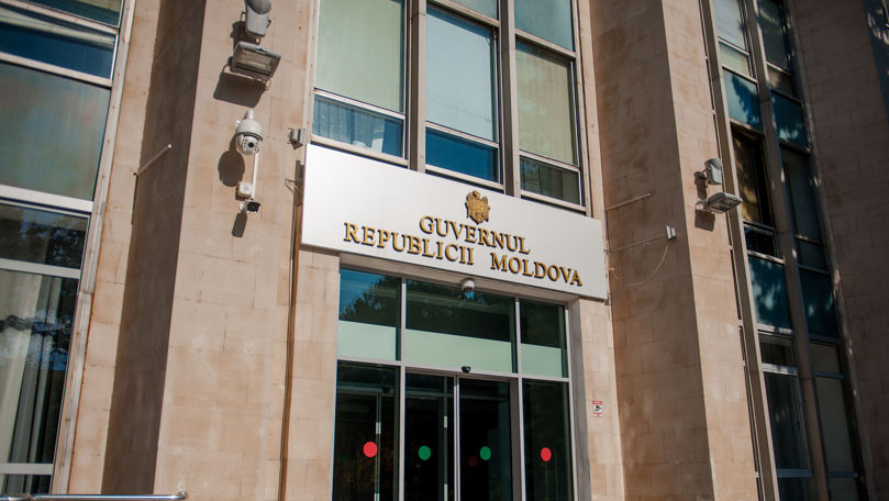 Experți: Restabilirea încrederii, o misiune dificilă pentru noul Guvern