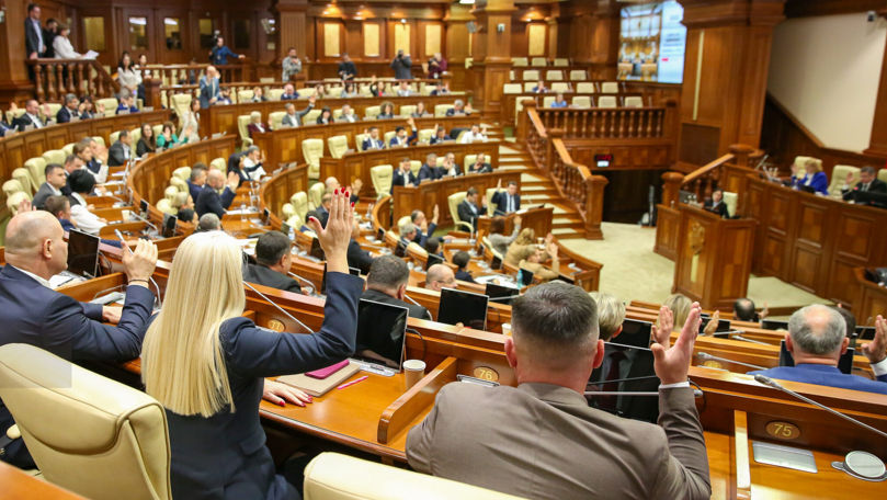 Audieri la Parlament privind condițiile de cazare ale muncitorilor străini