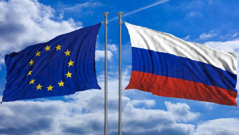 Sondaj: 49% dintre cetățeni susțin o politică externă echilibrată cu Rusia și UE