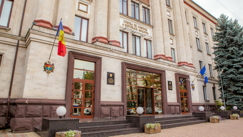 Doar 11 din 147 de întreprinderi și companii de stat publică rapoartele de audit