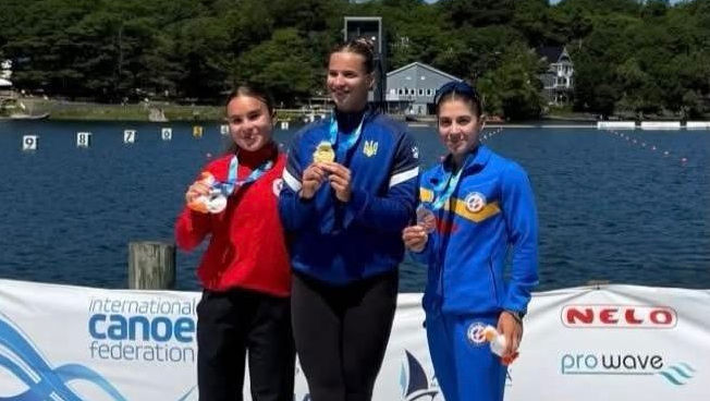 Lotul național de caiac-canoe revine de la Mondialele din Canada cu trei medalii de bronz