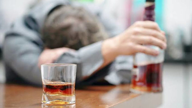 Dependența de alcool costă statul zeci de milioane de lei anual