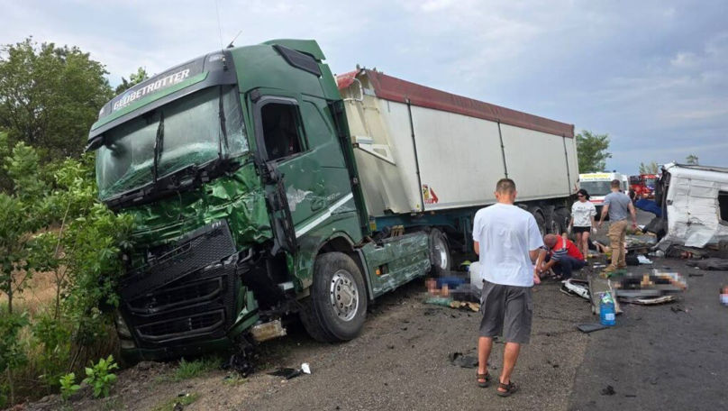 Grav accident rutier în regiunea Nicolaev din Ucraina: 12 morți și șase răniți