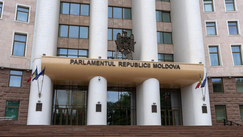 Parlamentul va crea o comisie de anchetă pentru verificarea activității întreprinderilor de stat