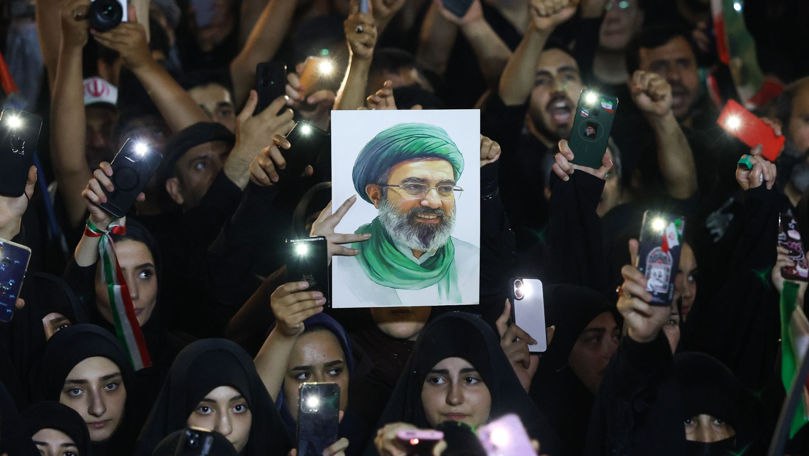 Au început funeraliile lui Ali Khamenei: 20 milioane de oameni, așteptați la omagiu
