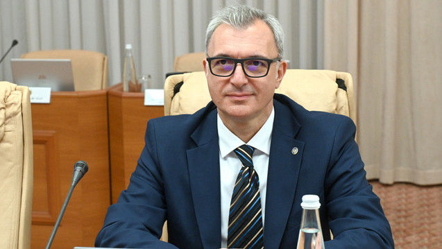 Ce poate și ce nu poate face Guvernul interimar condus de Eugeniu Osmochescu