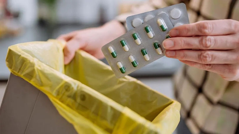Medicamentele expirate sunt un pericol: Experții explică ce trebuie să faci cu ele