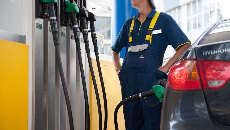 Carburanții se apropie de 30 de lei per litru. Noile prețuri plafon stabilite de ANRE