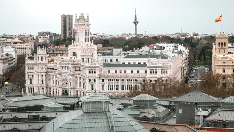 9 din 10 europeni vor să se mute în altă țară. Noua tendință a generațiilor tinere