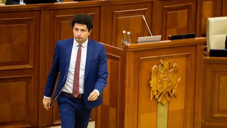 Cazul Moldatsa: Sesizarea împotriva lui Radu Marian, respinsă de Procuratură