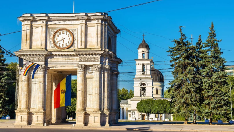 Când ar putea începe lucrările de reparație la Arcul de Triumf