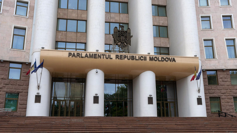Promo-LEX: Transparența procesului legislativ s-a deteriorat în sesiunea de primăvară
