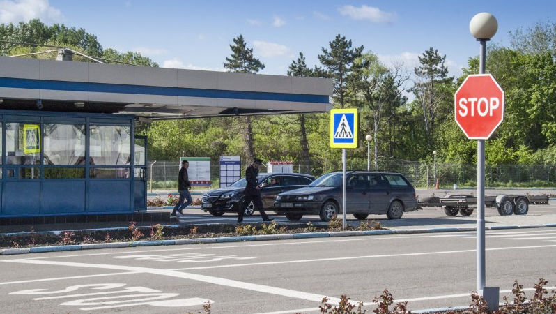 Situația la frontieră: Peste 88.000 de traversări. Încălcările depistate