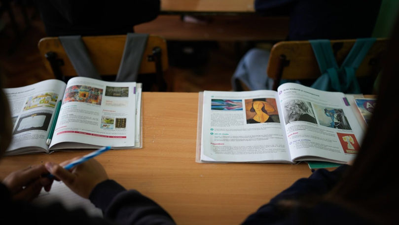 Accent pe gândirea critică: Din 2027, vor fi aplicate noi curricule școlare